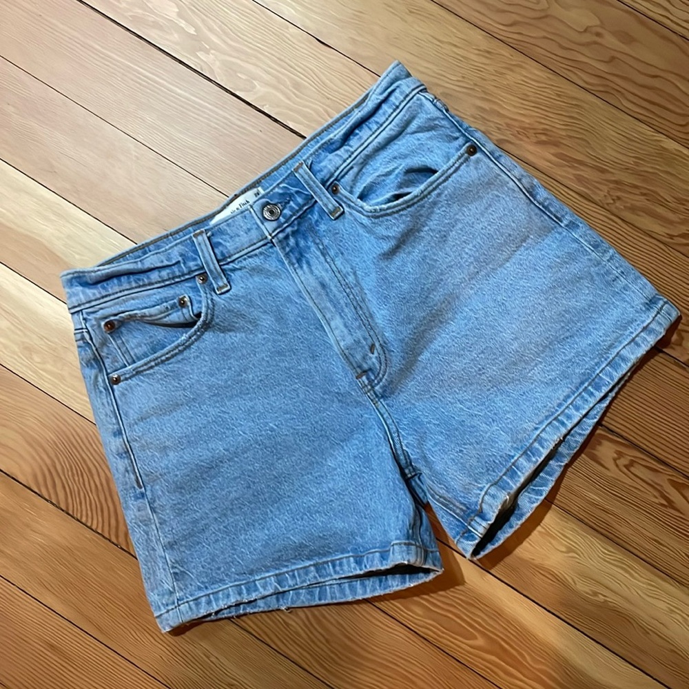 Abercrombie & Fitch Mom Shorts